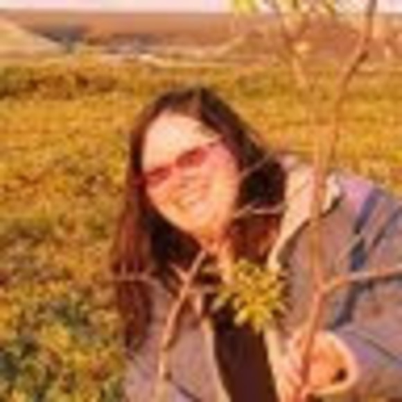 Meet your Posher, Melissa - Picture 1 of 1